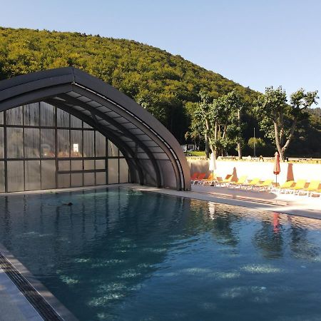 Camping Domaine Du Lac Chambon มูรอล ภายนอก รูปภาพ