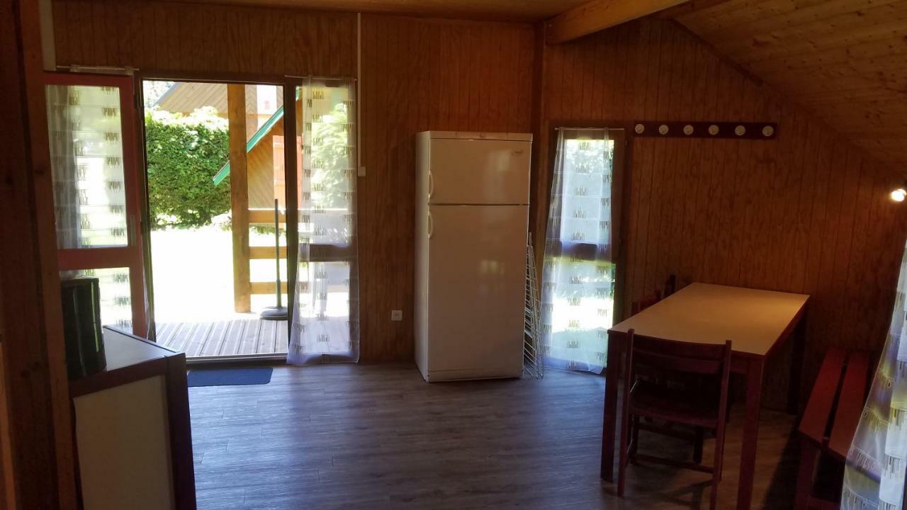 Camping Domaine Du Lac Chambon มูรอล ภายนอก รูปภาพ